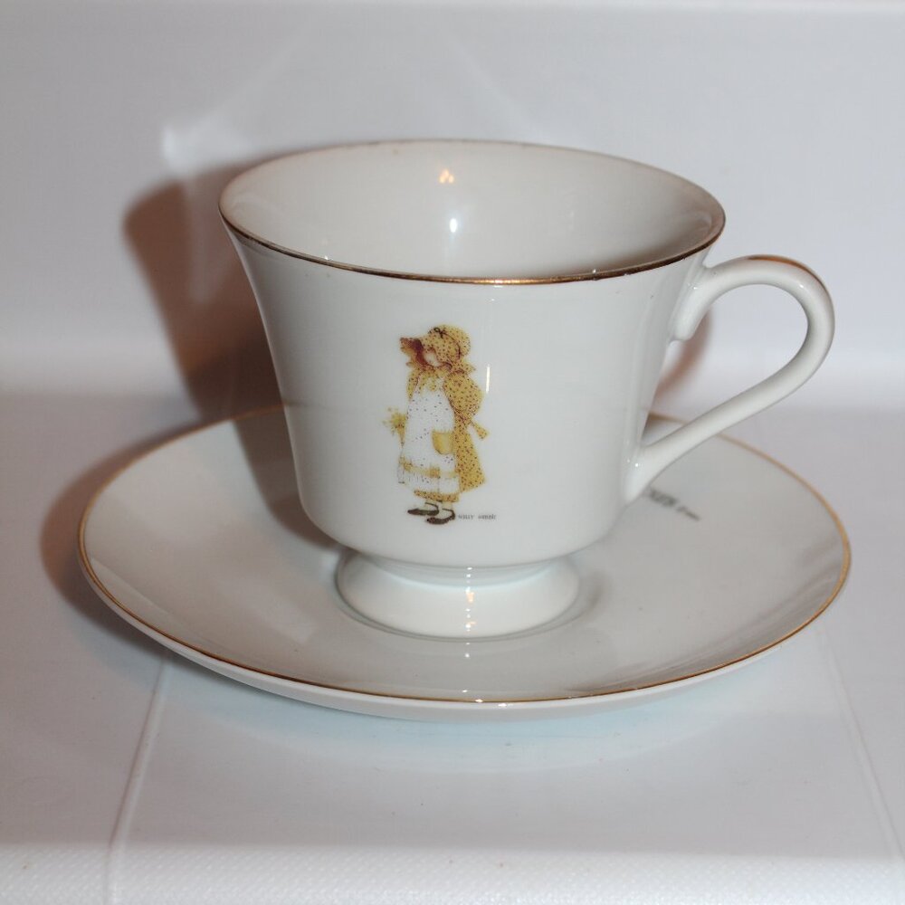 ☀️ 4/$20 Holly Hobbie Tea Cup & Saucer  1975